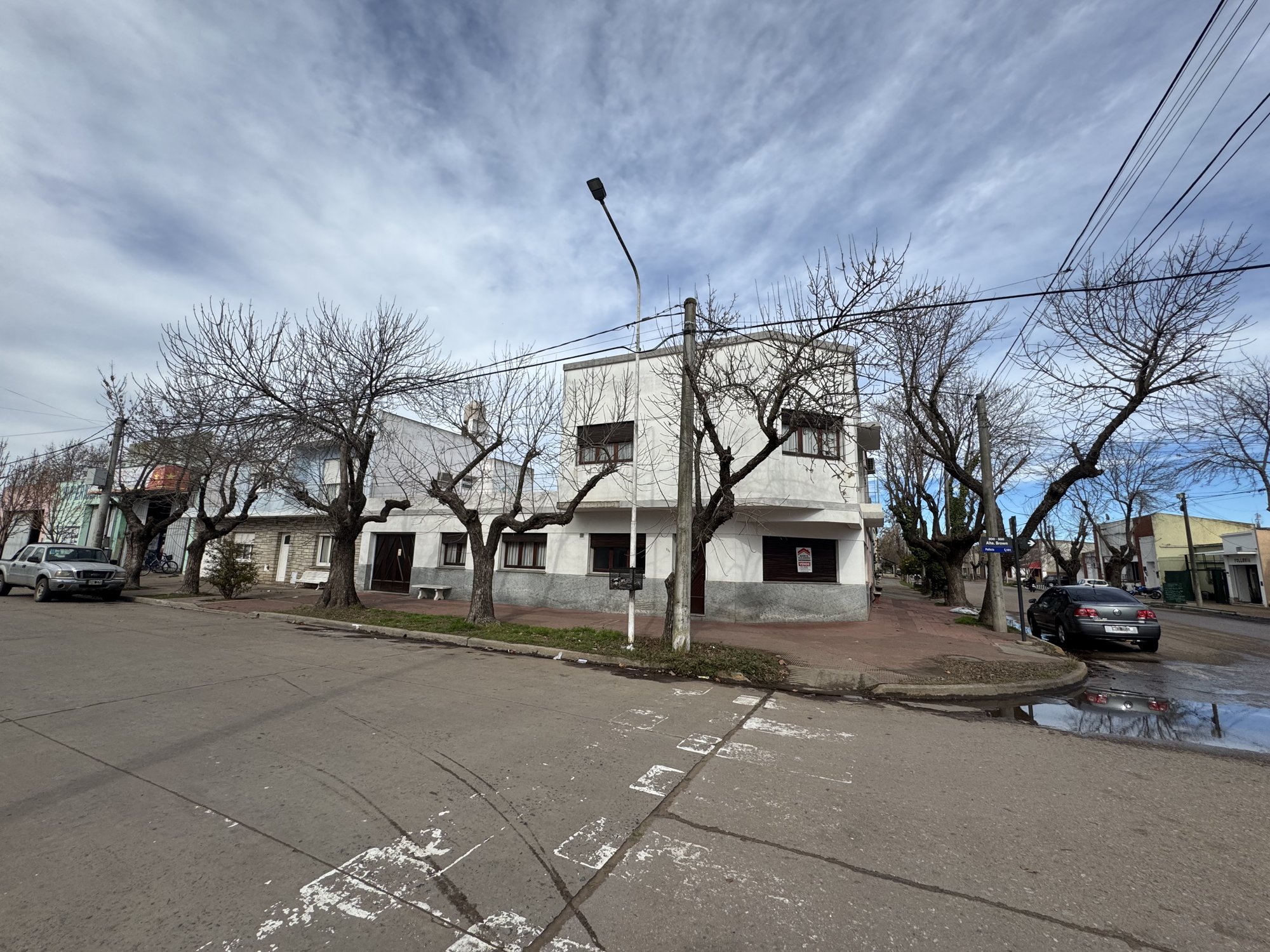 Casa en Almirante Brown y Leandro Alem
