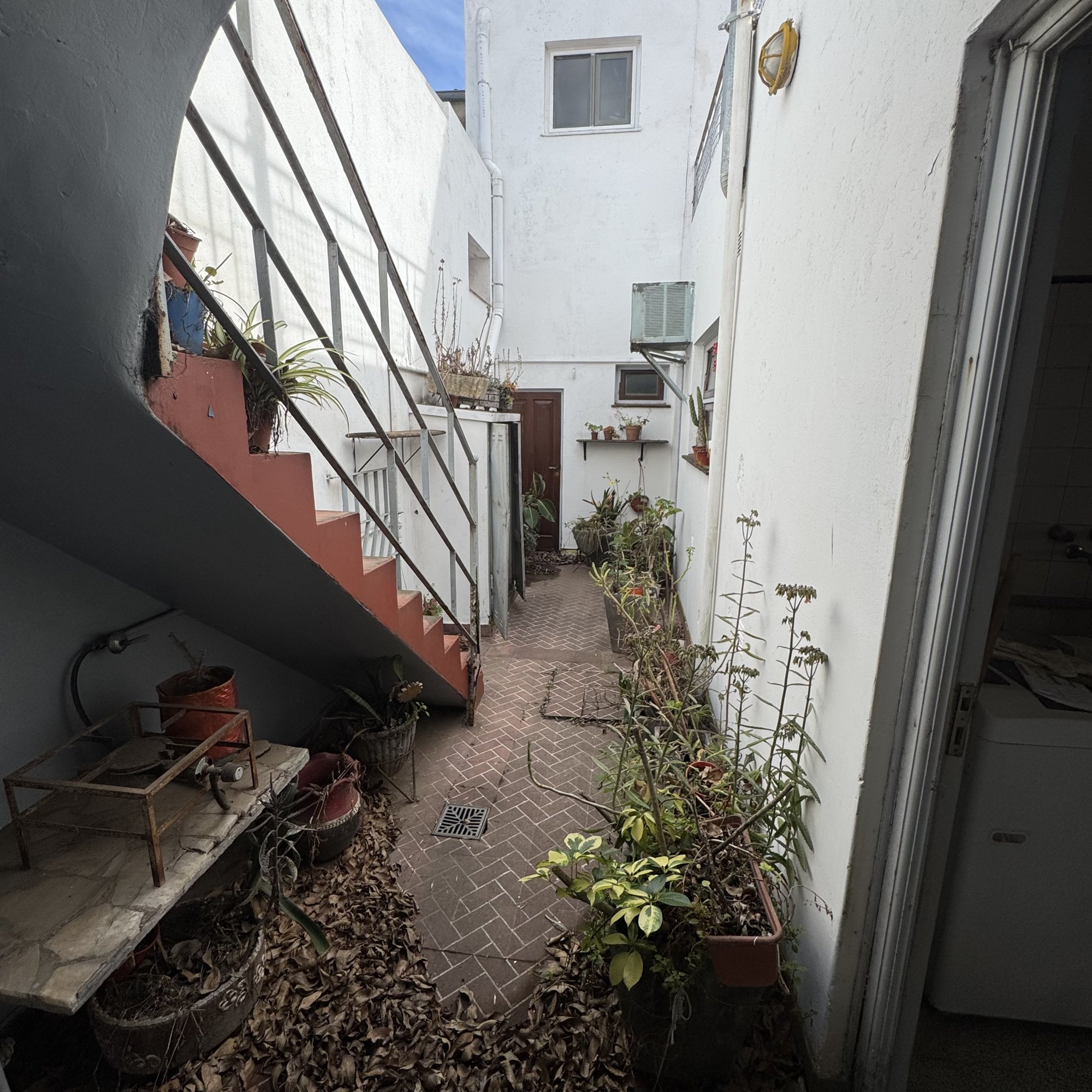 Casa en Almirante Brown y Leandro Alem — foto 10